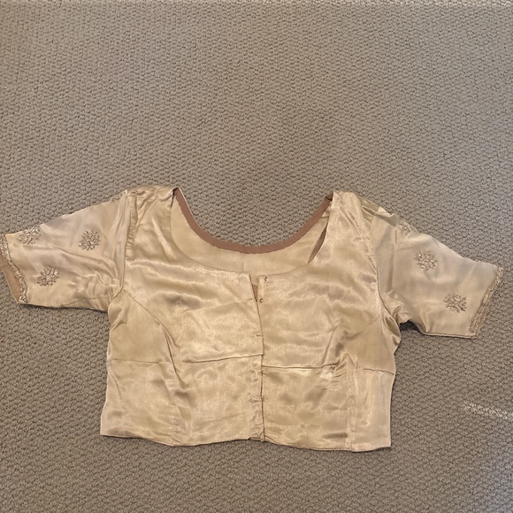 Cream/Golden Beige Satin Embroidered Saree - Picture 3 of 5